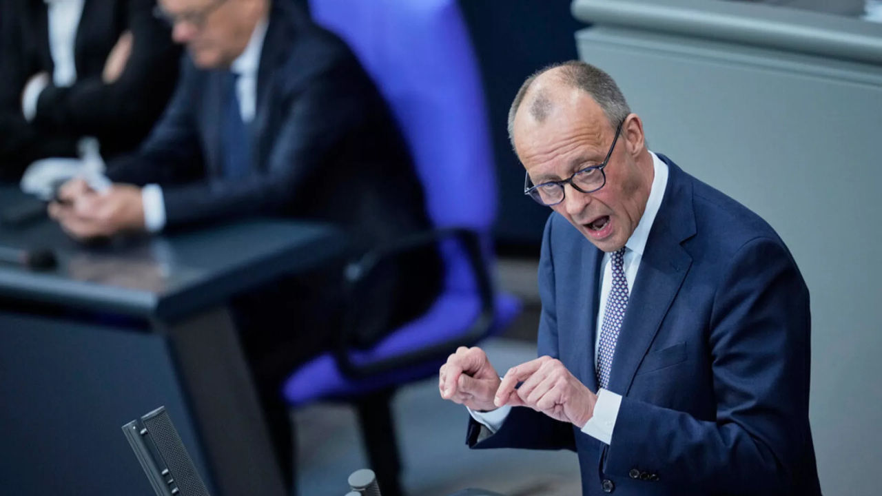 Parlamentul german adoptă un proiect de lege care prevede creșterea cheltuielilor pentru apărare.
