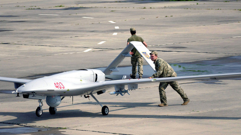 Украинские беспилотники контролируют обстановку в Черном морем.
