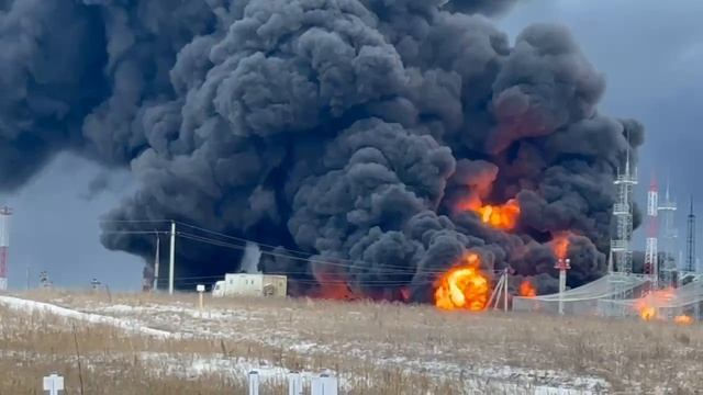 Губернатор: Пожар на нефтебазе в Орловской области потушен за 23 часа.