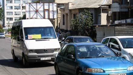 Unitățile de transport care activau pe liniile de microbuz anulate vor fi redirecționate către alte linii municipale.