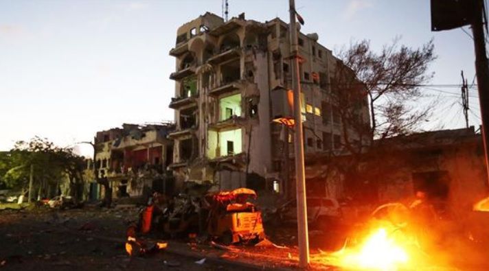 Cel puţin 20 de persoane au fost murit în urma unui atac terorist efectuat de militanţii al-Shabaab.