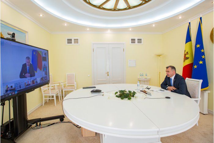 На заседании правительства рассмотрели 27 тем.