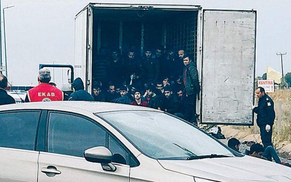 Житель Вулканешт пытался вывезти 41 беженца в Европу.