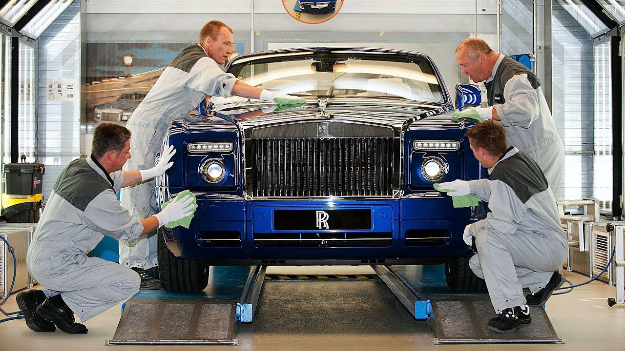 Rolls-Royce сократит до 2500 сотрудников.