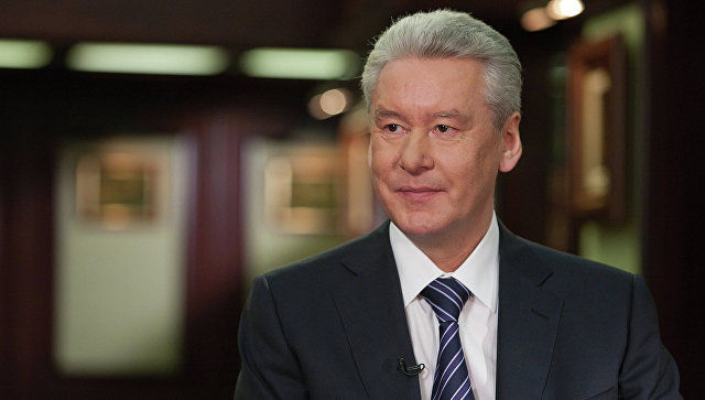 Собянин: Патенты мигрантов приносят Москве больше денег, чем "Роснефть".