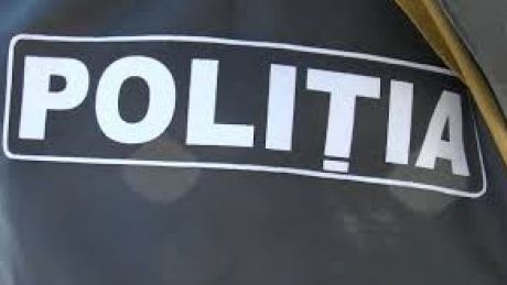 IGP s-a autosesizat în cazul poliţistului care a făcut spectacol în localul în care a chefuit. Foto: tv7.md