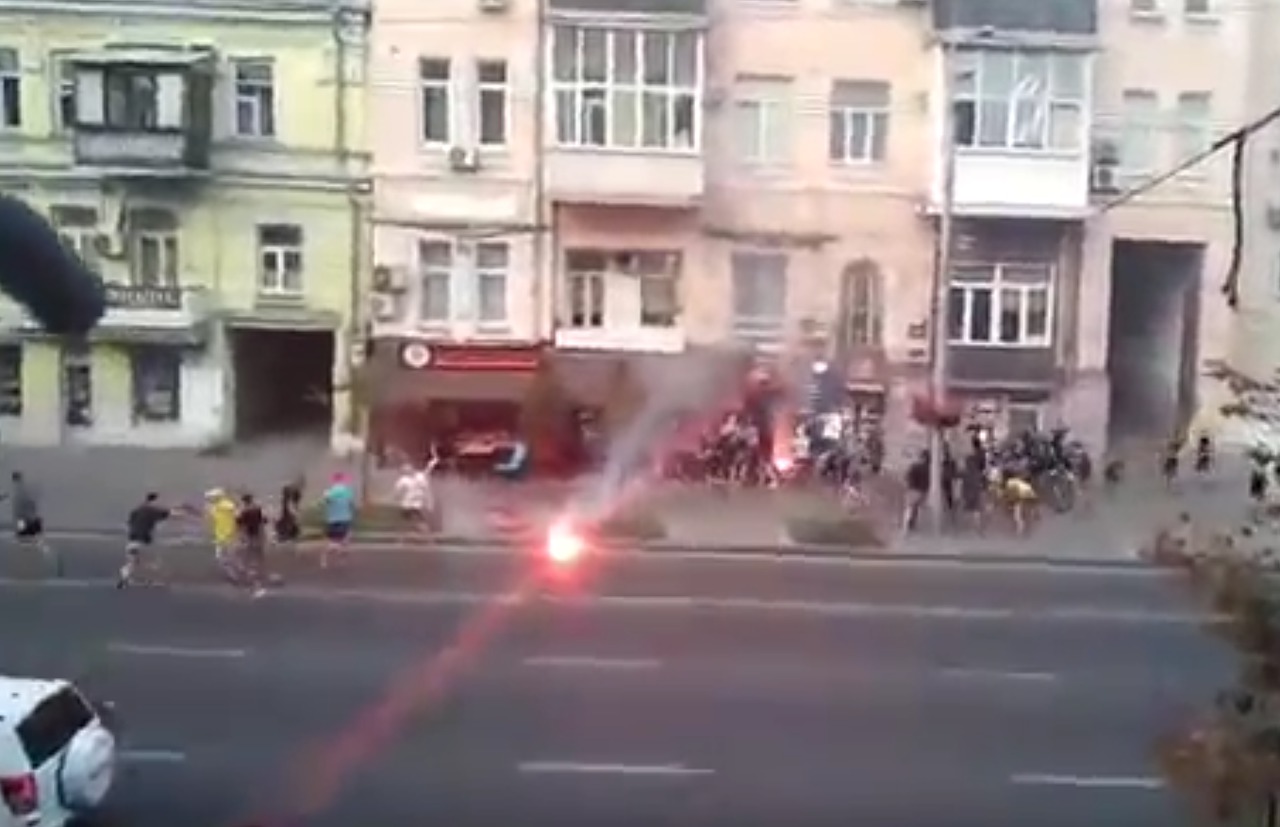 В результате беспорядков задержаны девять человек.