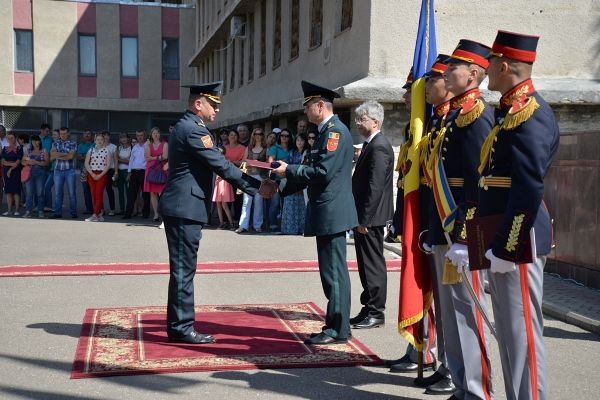 Compania Gărzii de Onoare a Armatei Naţionale a marcat astăzi 25 de ani de la înfiinţare.
