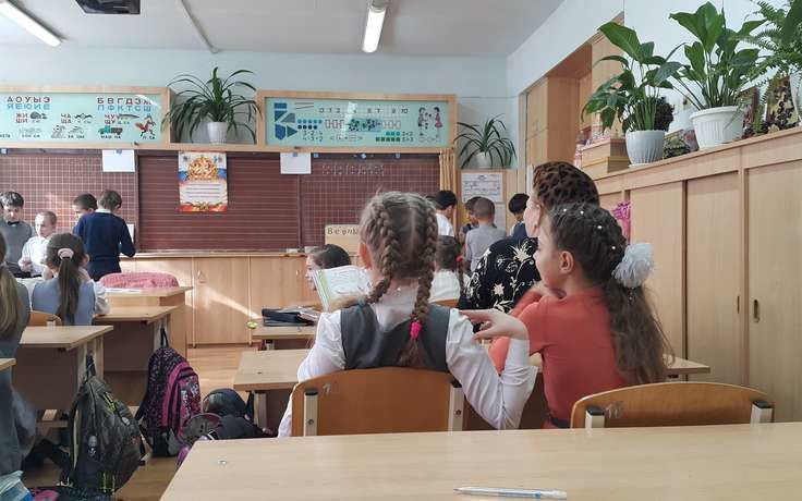 В классы ученики вернутся одновременно - 7 ноября.