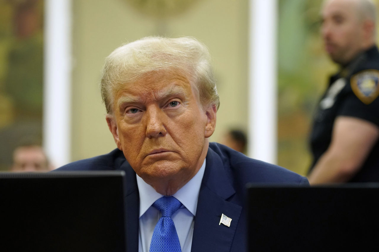 Представители Трампа хотят подать в суд на создателей фильма "Ученик".