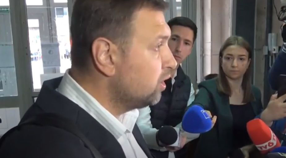 Адвокат Додона: Это абсолютно политическое дело.