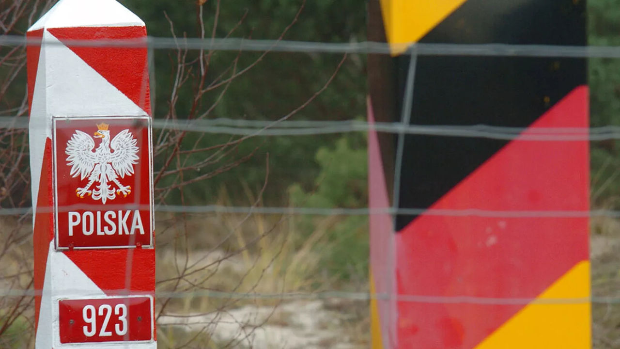Polonia a introdus controale la frontierele cu Germania și Lituania.
