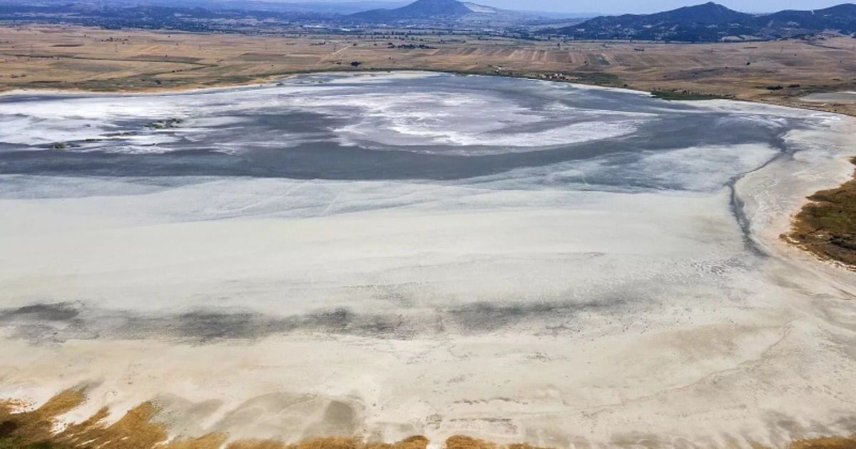 Lacurile din Grecia seacă din cauza lipsei precipitațiilor.