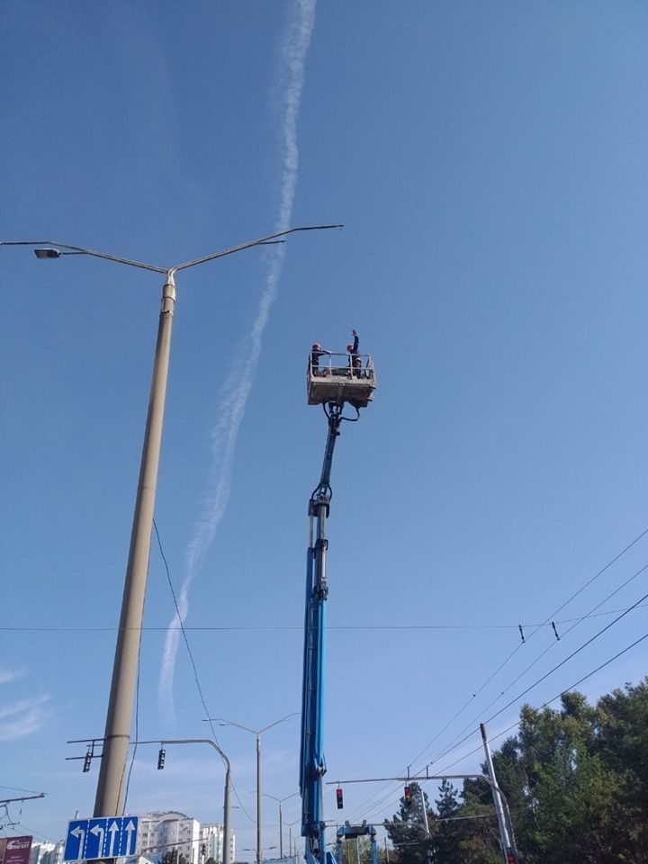 На столичной улице Каля Орхеюлуй восстановят освещение.