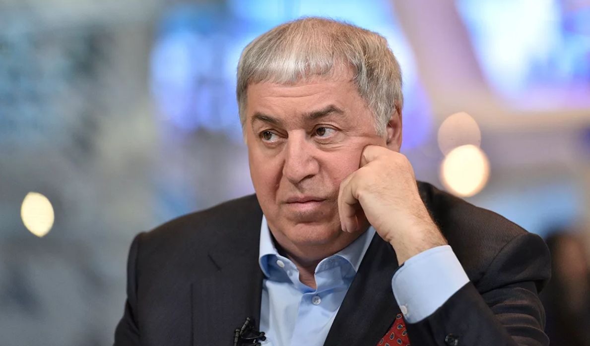 Российский олигарх Гуцериев переписал бизнес на украинку во избежание санкций.