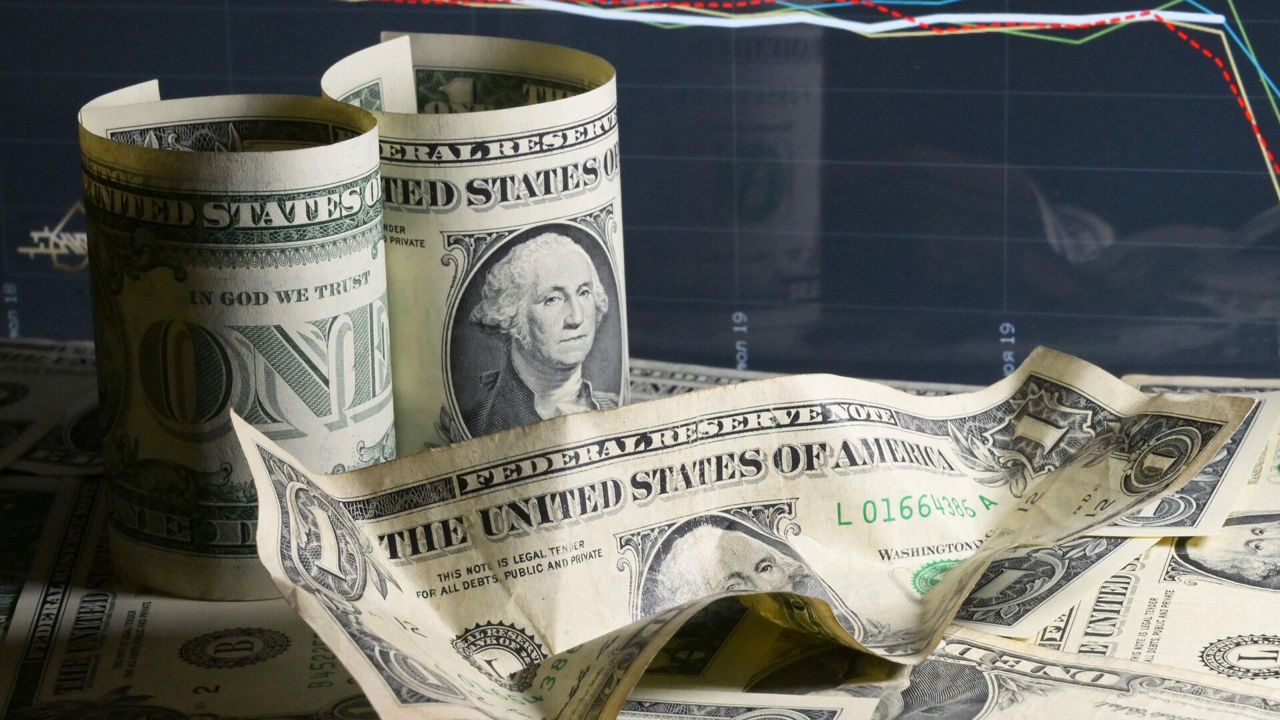 Индексы США обвалились после выхода данных об инфляции в стране.