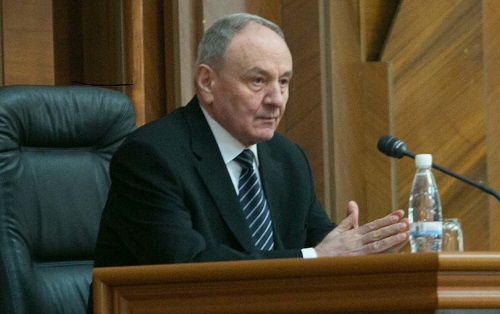 Тимофти решил поприветствовать присутствовавших в зале гостей.