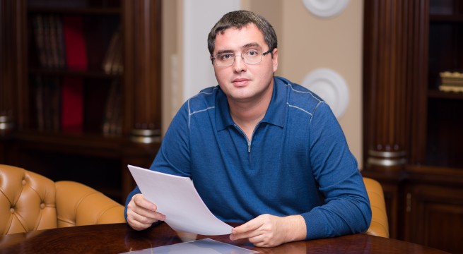 Totodată, Usatîi a decis să acorde şi un ajutor financiar veteranilor de război din regiune, oferindu-le 100 de mii de lei.