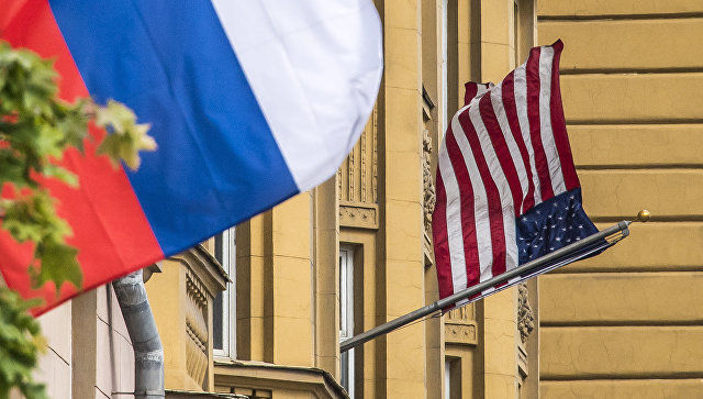 США с 23 августа приостановят выдачу неиммиграционных виз по всей России.