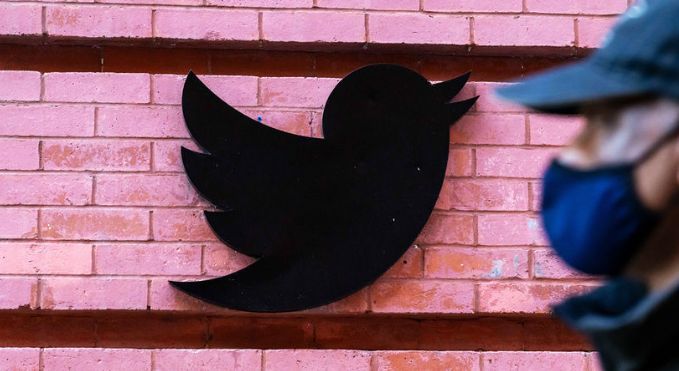Twitter оштрафовали за неудаление постов с призывами к протестам в РФ.