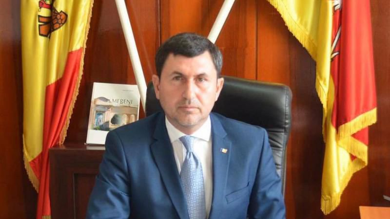 Глава Новоаненского района ушел в отставку.