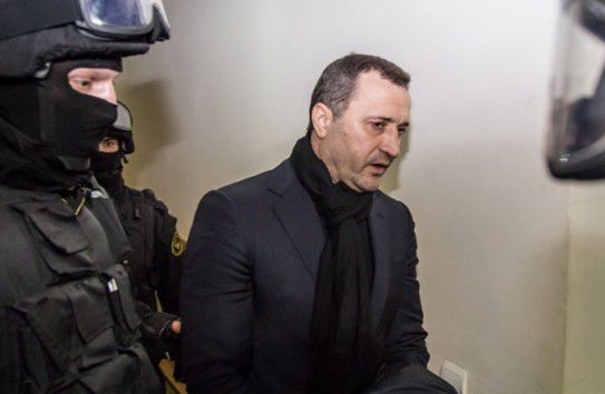 Филат пожаловался, что ему не дают доступа к парламентской работе.