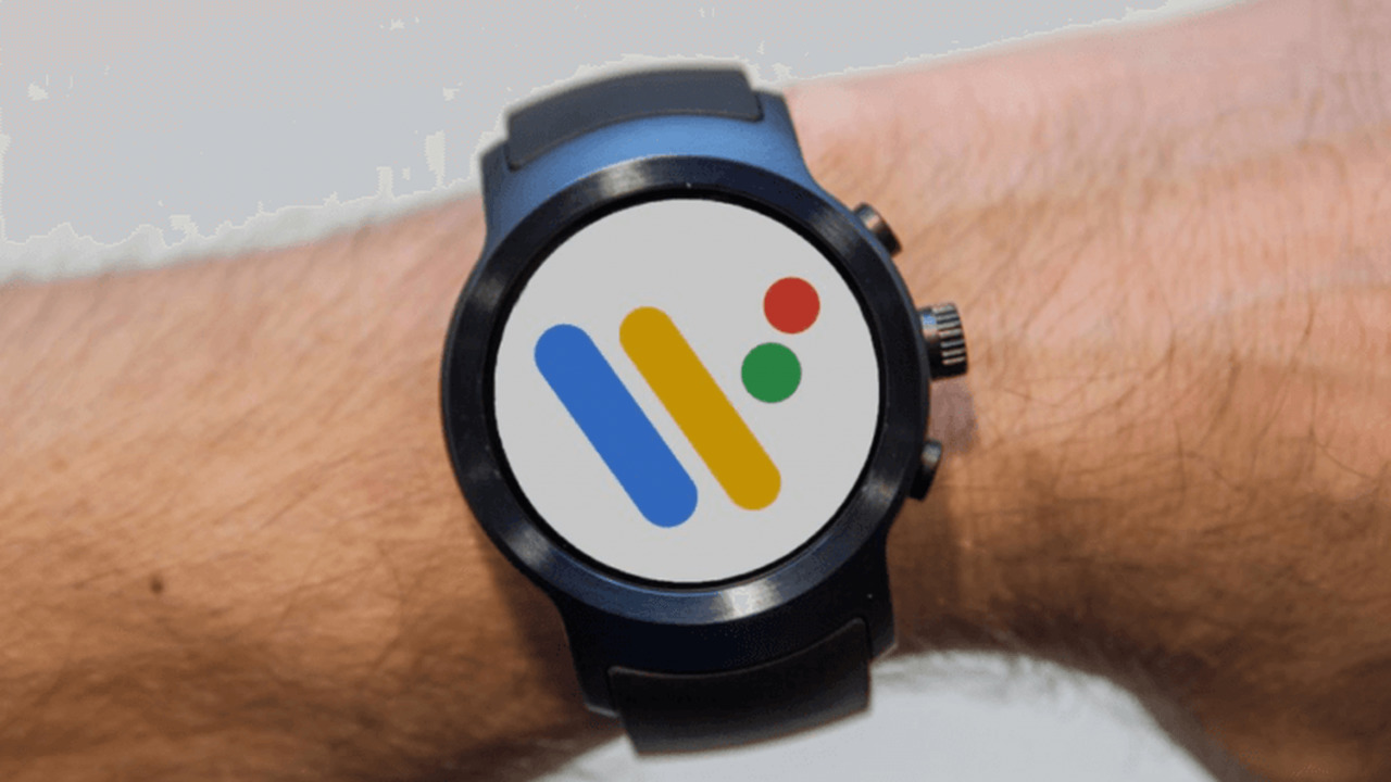 Google отложила выход собственных смарт-часов до 2022 года.