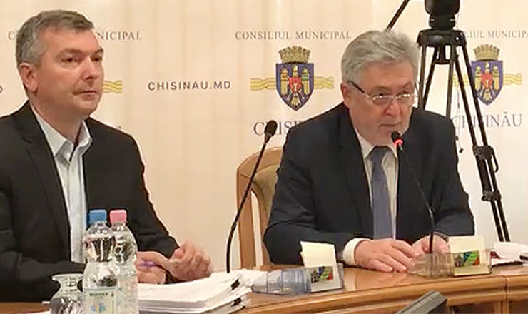 30 августа Нистор Грозаву заявил, что существует риск приостановки проектов из-за отсутствия решения муниципального совета.