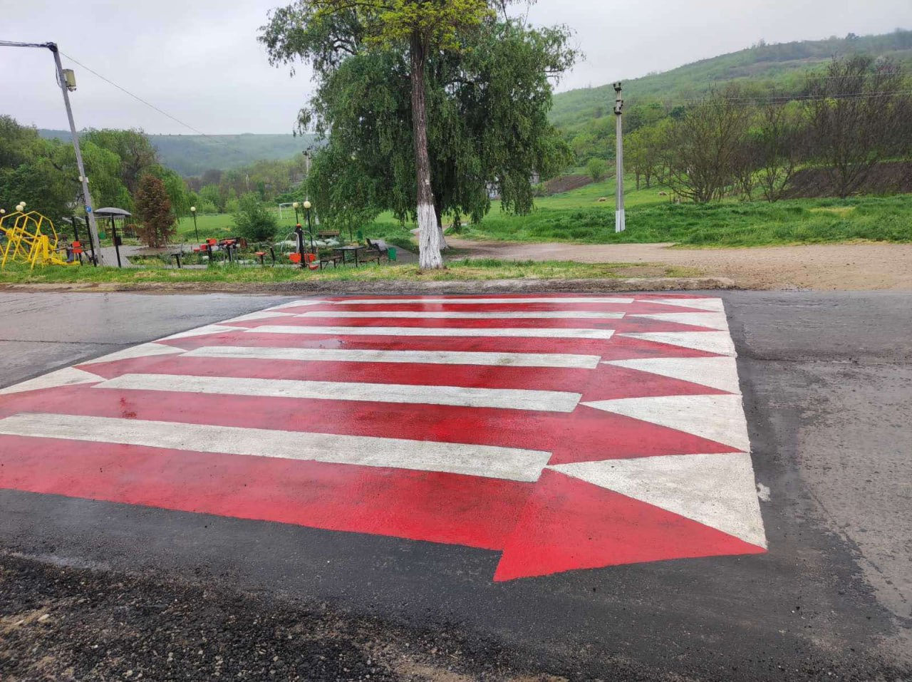 Peste 1.000 de treceri de pietoni, reînnoite pe drumurile naționale.