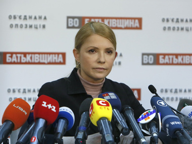 По мнению Тимошенко, введение ЧП позволит Киеву использовать в восточных регионах армию.