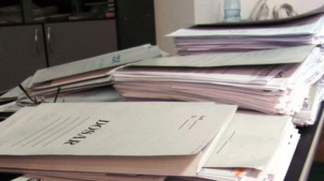 În acţiuni de destabilizare este implicată Asociaţia Promo-LEX. Foto: ziarulderoman.ro