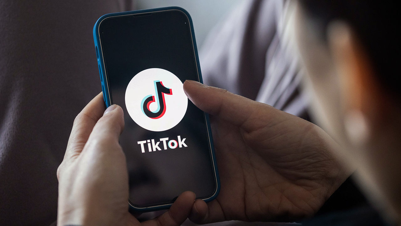 SUA au acuzat TikTok că face experimente pe copii cu conținut periculos.