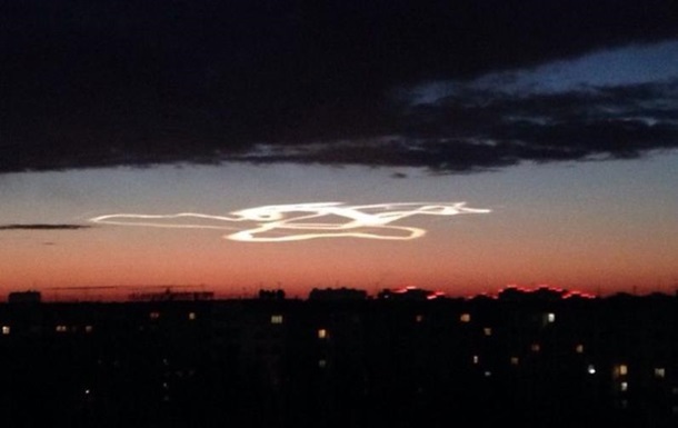 Странные полосы были видны из разных городов Алтайского края.