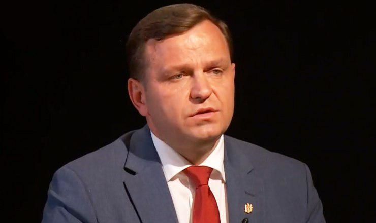Министр внутренних дел Андрей Нэстасе. 