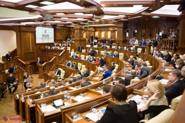 În cel mult 45 de zile, deputații vor propune un proiect de lege privind modificarea și completarea Constituției.