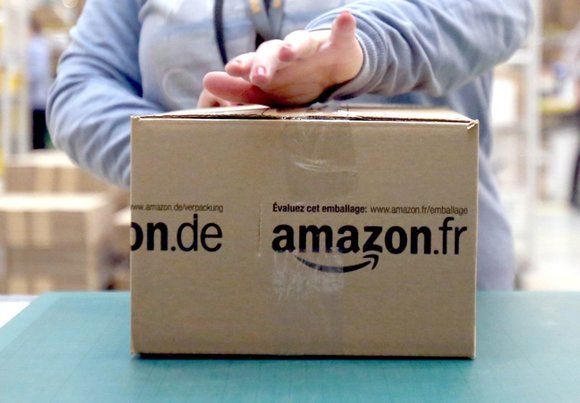 Amazon оштрафовали во Франции на €4 млн.