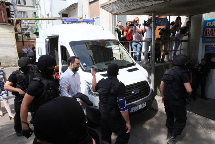 Ședința de judecată care are loc astăzi la Judecătoria Buiucani poate fi una decisivă în dosarul lui Vlad Filat. Foto: UNIMEDIA