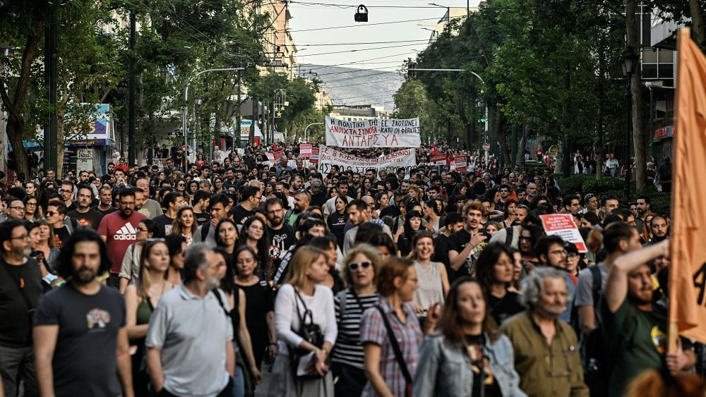 В Греции начались протесты после гибели мигрантов в Ионическом море.