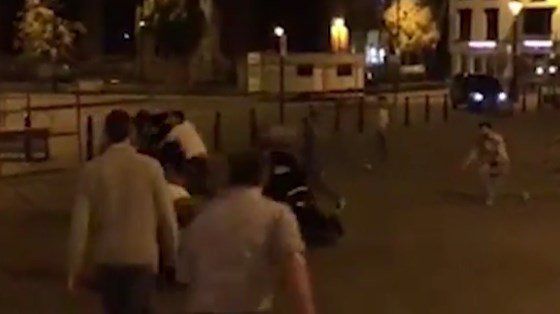 Lovitură dură: Un poliţist a fost făcut KO de un şofer. Foto: evz.ro