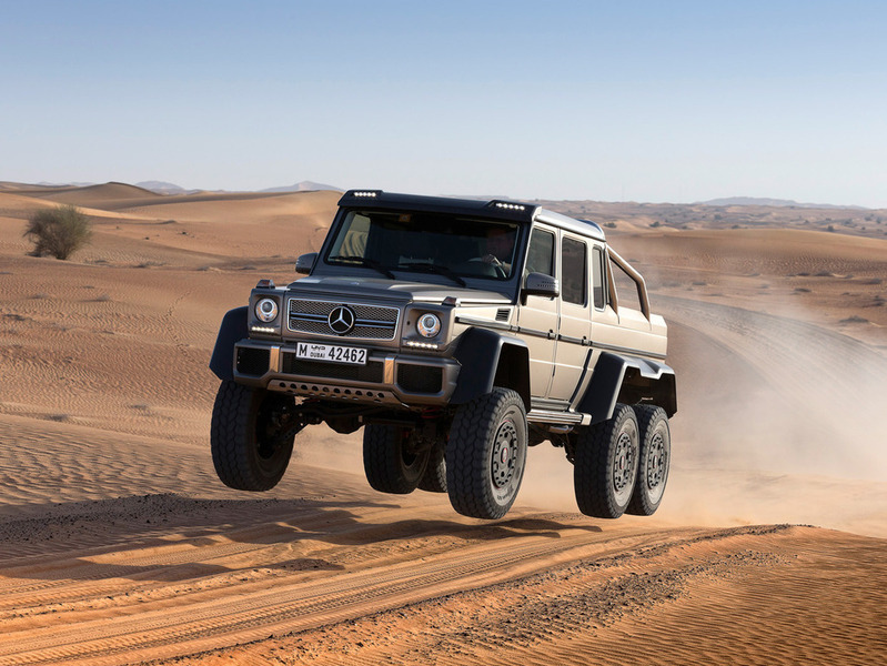 Так Mercedes-Benz G 63 AMG 6х6 выглядит в оригинале.