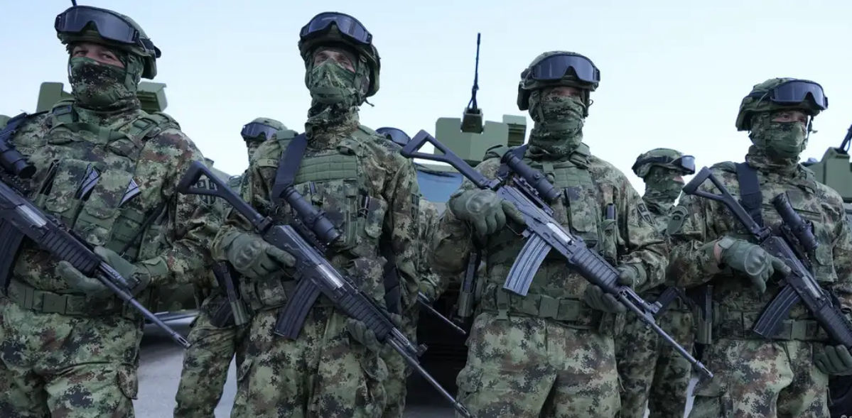 Serbia intenționează să reintroducă serviciul militar obligatoriu.