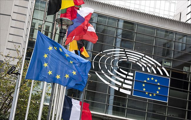 Из 751 места в Европарламенте наибольшее количество, 178 мест, получила Европейская народная партия (EPP).