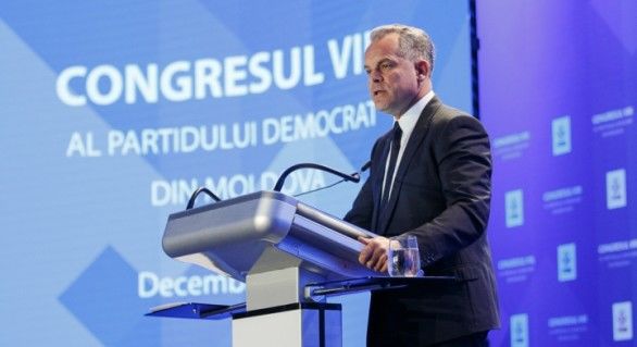 Partidul Democrat urmează să analizeze inițiativa liberalilor, de a-l suspenda din funcție pe președintele Igor Dodon, se arată într-o reacție a formațiunii politice.