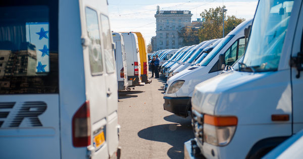 Proiect: Microbuzele mai vechi de 30 de ani să nu transporte pasageri