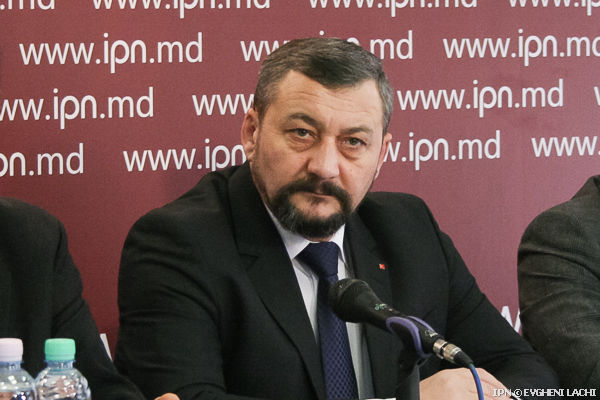 Председатель организации в Республике Молдова Социал-демократической партии Румынии Виктор Алексеев.