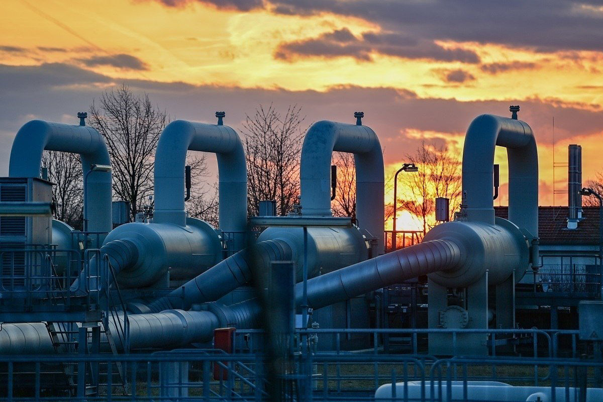 Австрия и австрийская OMV приняли условия оплаты российского газа в рублях.