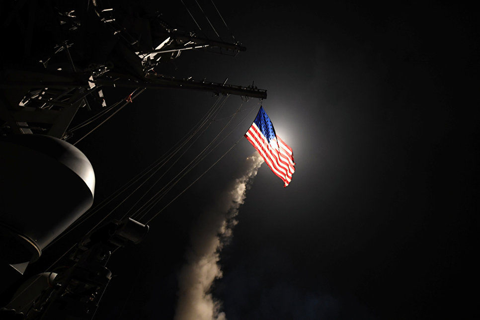 Семь человек стали жертвами удара США по сирийской базе.