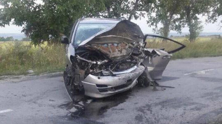Accident teribil în Capitală: 2csoți au murit, iar fiica lor e în stare gravă