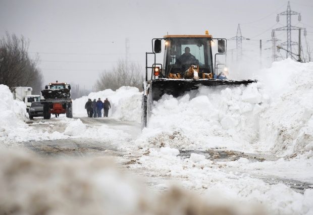 Cod galben de ninsori: Se vor forma troiene. Şoferii, să fie precauţi. Foto simbol: Antena3