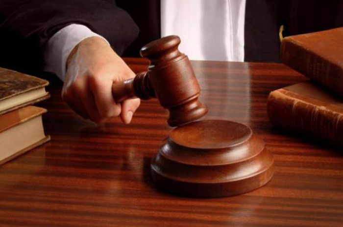 Doi bărbaţi au fost condamnaţi după ce au pătruns în locuinţa unei bătrâne din Ceadîr – Lunga, pe care au violat-o şi i-au sustras bunuri estimate la peste 4 mii de lei.